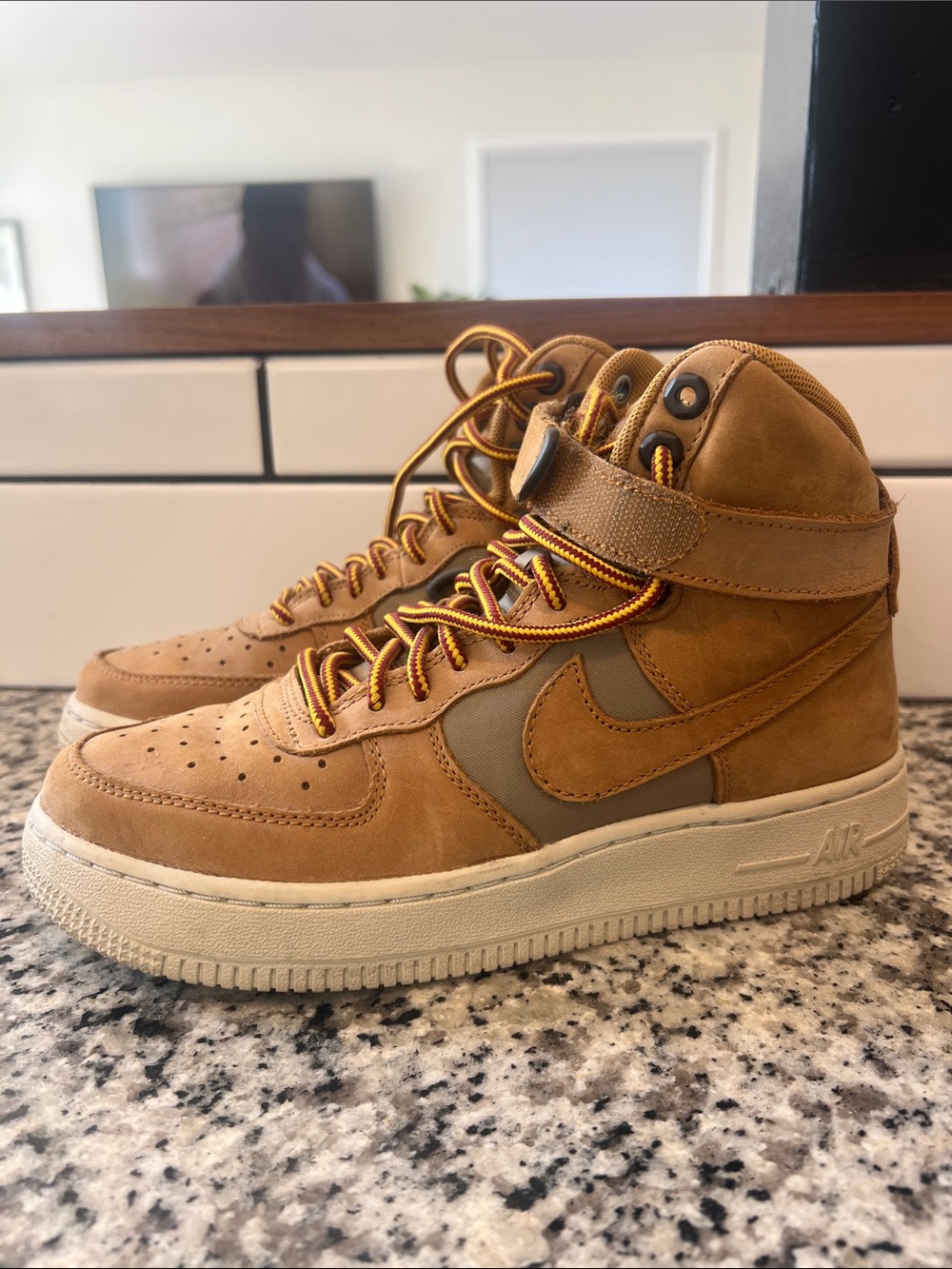 Like New Nike Youth High-Top Suede Sneakers in Wheat/Tan